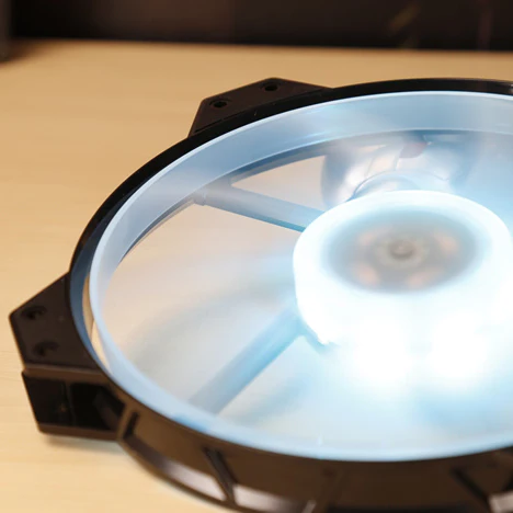 Fan - (Bulk) (200mm) (800 RPM) (RGB) - MasterCase H500P - Image 3